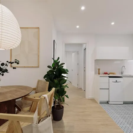 아파트 Praiano - 2 Bedrooms, Balcony And Terrace In Ciutat Vella *